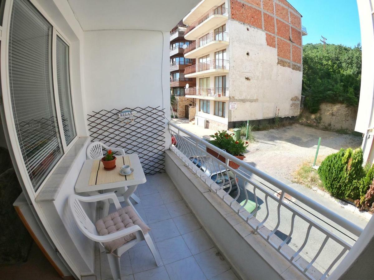 Apartment In St. Vlas With Terrace Свети-Влас Экстерьер фото